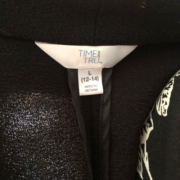 Plus size black blazer - Picture 4 of 5
